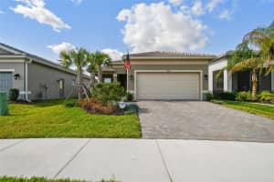 3884 REFLECTION DOCK DRIVE, SEFFNER, FL 33584 Sold 06/08/23