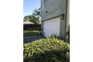 4009 FOXTAIL PALM COURT, TAMPA, FL 33624 - MLS#MFRT3444431
