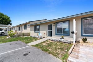 606 RIDGE TERRACE, WINTER HAVEN, FL 33881 Sold 07/06/23