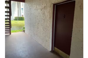 3829 LAKE DRIVE, TAMPA, FL 33614 Sold 07/28/23