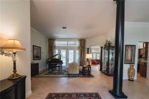 6211 KINGBIRD MANOR DRIVE, LITHIA, FL 33547 Sold 09/27/23