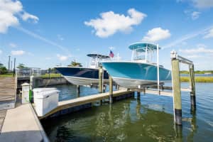 1705 7TH STREET, PALMETTO, FL 34221 Sold 11/06/23