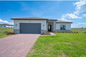 400 ADAMS VIEW LANE, AUBURNDALE, FL 33823 Sold 07/05/23