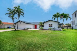 1940 HAWAII AVENUE, ST PETERSBURG, FL 33703 Sold 08/11/23