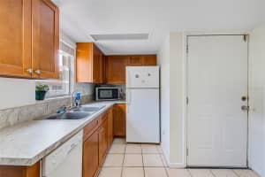 5602 ASHLEY OAKS DRIVE, TAMPA, FL 33617 Sold 07/13/23