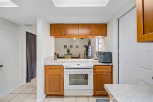 5602 ASHLEY OAKS DRIVE, TAMPA, FL 33617 Sold 07/13/23