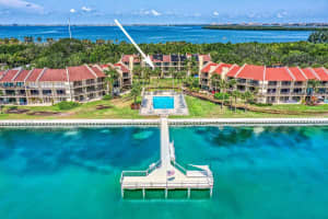 7510 SUNSHINE SKYWAY LANE, ST PETERSBURG, FL 33711 Sold 06/26/23