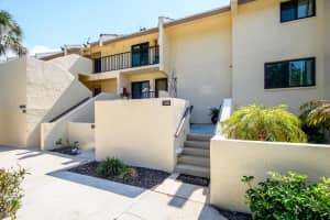 7510 SUNSHINE SKYWAY LANE, ST PETERSBURG, FL 33711 Sold 06/26/23