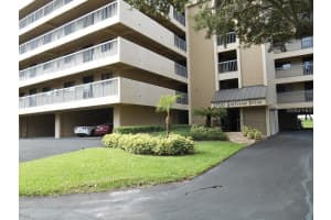 1741 GOLFVIEW DRIVE, TARPON SPRINGS, FL 34689 Sold 07/07/23