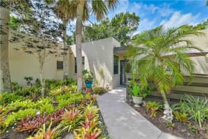 202 PINEBROOK DRIVE, FORT MYERS, FL 33907 Sold 07/05/23