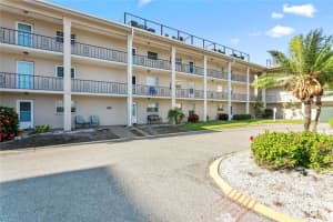 10215 REGAL DRIVE, LARGO, FL 33774 Sold 07/03/23