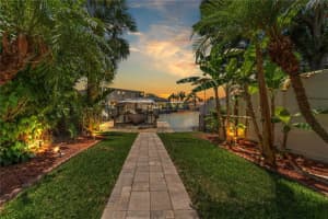 8702 THORNWOOD LANE, TAMPA, FL 33615 Sold 05/03/24
