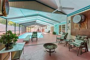8702 THORNWOOD LANE, TAMPA, FL 33615 Sold 05/03/24