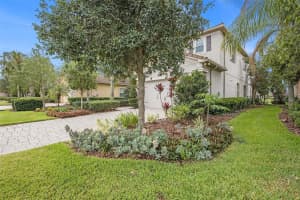 30432 SUNLAND COURT, WESLEY CHAPEL, FL 33543 Sold 07/11/23