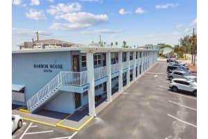 8465 W Gulf Blvd, Treasure Island, FL 33706, Sold 07/17/23