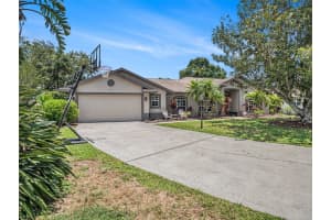 5854 SADDLE COURT, SARASOTA, FL 34243 Sold 07/07/23