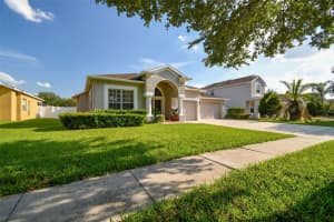 1916 HEARTLAND CIRCLE, VALRICO, FL 33594 Sold 07/28/23