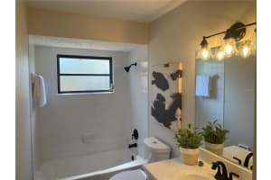 2567 BRIAR OAK CIRCLE, SARASOTA, FL 34232 Sold 06/28/23