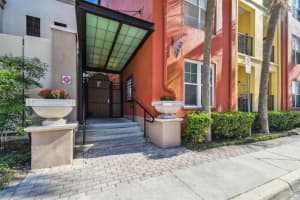 2410 AZEELE STREET, TAMPA, FL 33609 Sold 08/15/23