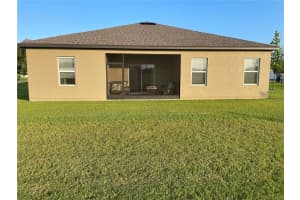 904 SHIMMERING OAKS LANE, SEFFNER, FL 33584 Sold 09/20/23