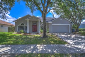 403 COUNTRY VINEYARD DRIVE, VALRICO, FL 33594 Sold 12/15/23