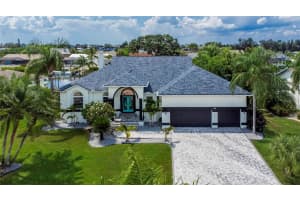 827 GOLF ISLAND DRIVE, APOLLO BEACH, FL 33572 Sold 03/28/24