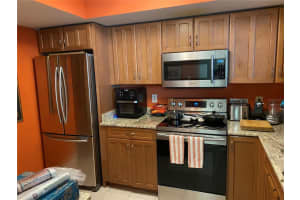 2611 BAYSHORE BOULEVARD, TAMPA, FL 33629 Sold 12/10/24