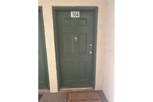 5052 SUNRIDGE PALMS DRIVE, TAMPA, FL 33617 Sold 10/13/23