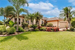 1033 PORT ORANGE WAY, NAPLES, FL 34120 Sold 10/10/23