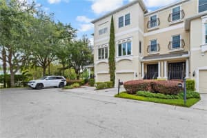 1121 VENETIAN HARBOR DRIVE, ST PETERSBURG, FL 33702 Sold 08/01/23