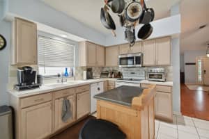 10438 HALLMARK BOULEVARD, RIVERVIEW, FL 33578 Sold 10/06/23