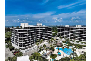 545 SANCTUARY DRIVE, LONGBOAT KEY, FL 34228 Sold 02/28/24