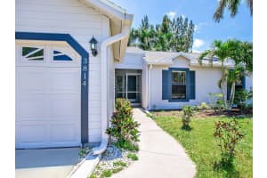 3814 75TH TERRACE, SARASOTA, FL 34243 Sold 07/31/23