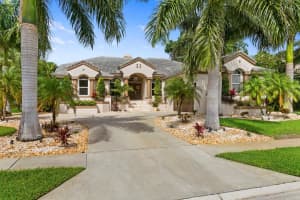 6227 PASADENA POINT BOULEVARD, GULFPORT, FL 33707 Sold 05/06/24
