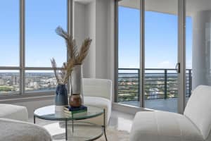 449 12TH STREET, TAMPA, FL 33602 Sold 02/20/24