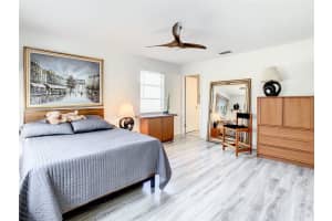 3246 40TH WAY, ST PETERSBURG, FL 33711 Sold 08/15/23