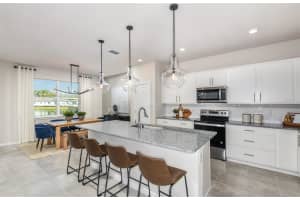 465 WATERFORD DRIVE, LAKE ALFRED, FL 33850 Sold 10/04/23