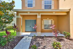 12107 CITRUS LEAF DRIVE, GIBSONTON, FL 33534 Sold 09/29/23