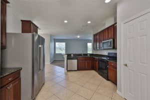 12107 CITRUS LEAF DRIVE, GIBSONTON, FL 33534 Sold 09/29/23