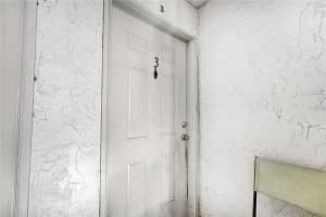 14426 REUTER STRASSE CIRCLE, TAMPA, FL 33613 Sold 09/14/23