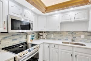5130 BRITTANY DRIVE, ST PETERSBURG, FL 33715 Sold 11/24/23