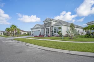 8500 CANDLEWOOD COURT, SARASOTA, FL 34240 Sold 09/28/23