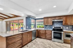 7250 SADDLE CREEK CIRCLE, SARASOTA, FL 34241 Sold 01/31/24