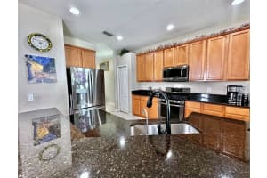 5114 CLOVER MIST DRIVE, APOLLO BEACH, FL 33572 Sold 09/18/23