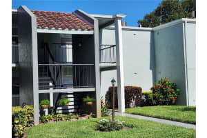 2868 SOMERSET PARK DRIVE, TAMPA, FL 33613 Sold 07/24/23