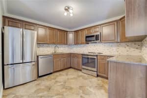 1538 LAWNWOOD CIRCLE, FORT PIERCE, FL 34950 Sold 09/26/23