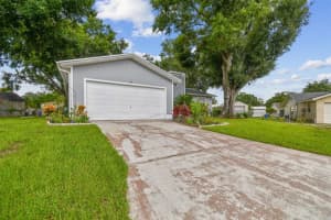 352 VALLEJO COURT, LAKELAND, FL 33809 Sold 08/24/23