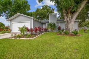 352 VALLEJO COURT, LAKELAND, FL 33809 Sold 08/24/23