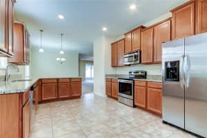 911 PEREGRINE HILL PLACE, RUSKIN, FL 33570 Sold 09/21/23