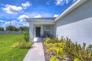122 EAGLE SUMMIT DRIVE, RUSKIN, FL 33570 Sold 08/29/23
